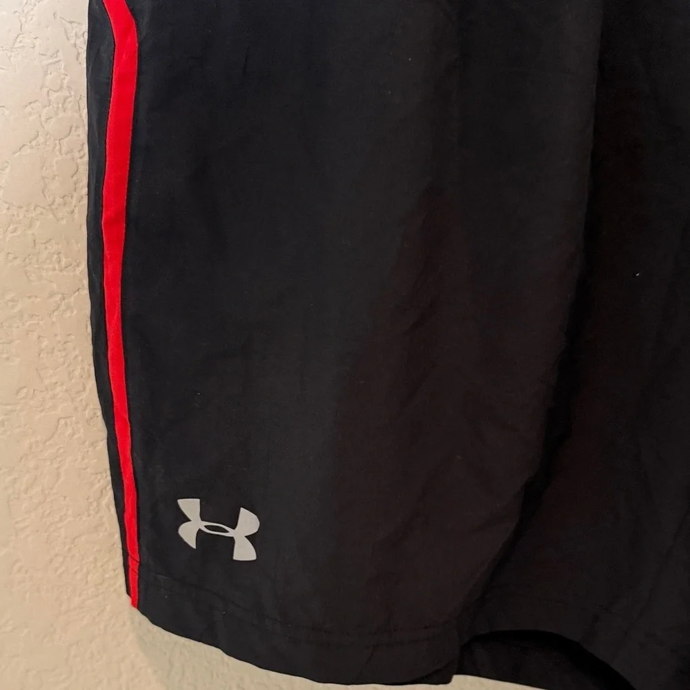 Under Armour Men's Athletic Shorts in Black with Red Trim 2XL